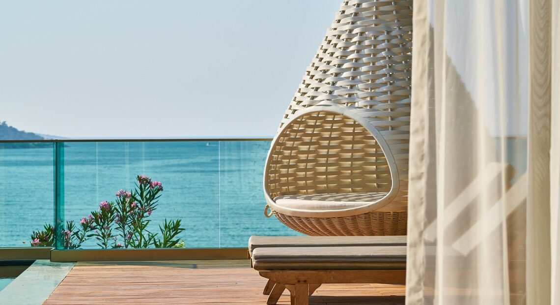 Study: Greek Tourism Businesses Should Focus On Health Safety