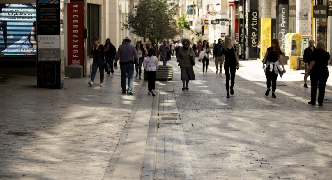 Άρση μέτρων: Ανοίγουν τα καταστήματα – Το μεγάλο κρας τεστ στην αγορά