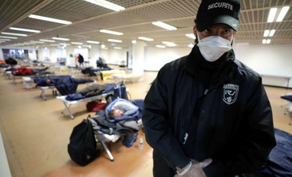 Αγγλία: 370 νέοι θάνατοι από τον κοροναϊό – Πάνω από 20