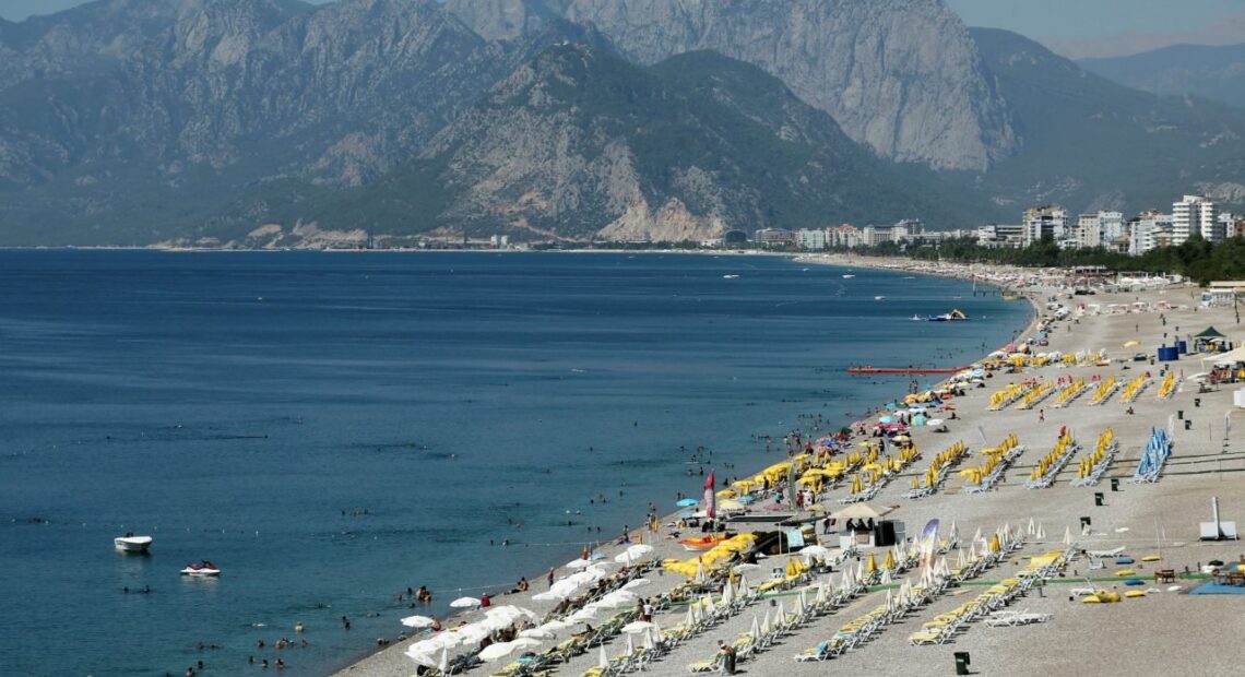 Απίστευτο: Corona Free διακοπές στην Τουρκία – με τον όρο να μην ξεμυτίσουν από το ξενοδοχείο!