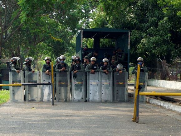 Βενεζουέλα: Τουλάχιστον 46 νεκροί σε εξέγερση σε φυλακή – 60 τραυματίες