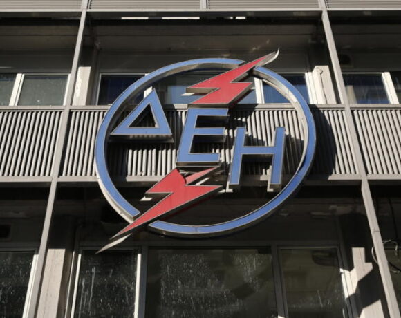 ΔΕΗ: Πρόγραμμα οικειοθελούς αποχώρησης με μπόνους 20