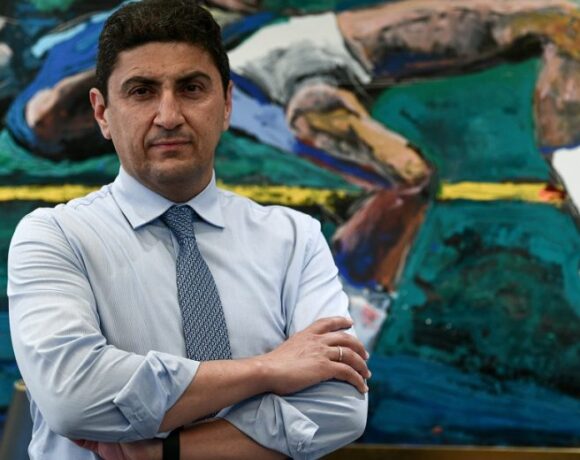 Επανέλαβε τα περί νομοθέτησης για τις εκλογές ο Αυγενάκης
