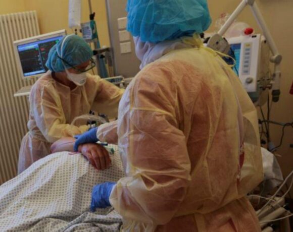 Κοροναϊός – Γερμανία: Άλλα 638 κρούσματα την Παρασκευή – 177