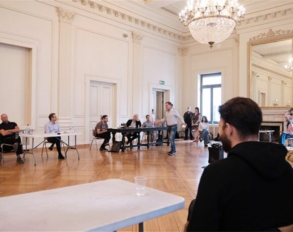 Μητσοτάκης: Δεν θα αφήσουμε ξεκρέμαστους τους ανθρώπους της τέχνης