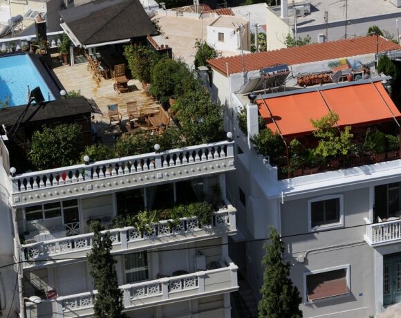 ΠΟΜΙΔΑ: Ανεπαρκής και στενόκαρδη η έκπτωση φόρου για τους ιδιοκτήτες ακινήτων