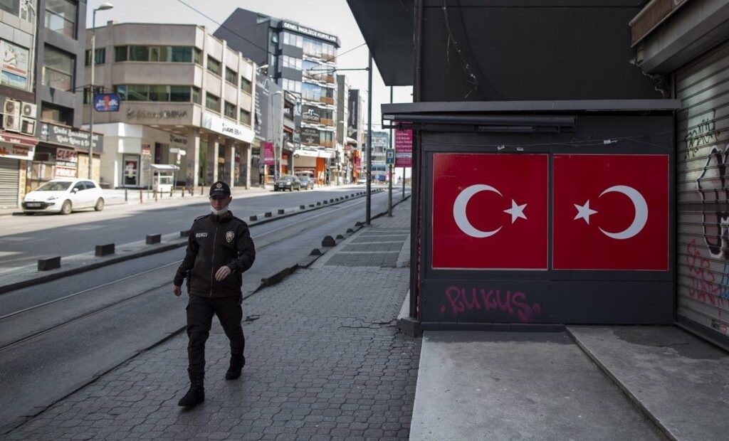Σε τέσσερις φάσεις η άρση του Lockdown στην Τουρκία