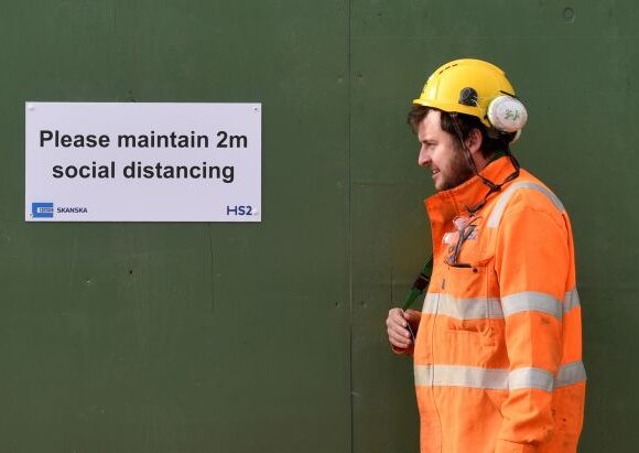 Σταδιακή άρση του Lockdown σχεδιάζει ο Μπόρις Τζόνσον – Την Κυριακή οι ανακοινώσεις