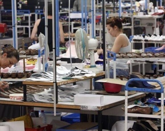 Τα χειρότερα πέρασαν για την οικονομία της Ευρωζώνης – αλλά παραμένουν αρνητικά όσο ποτέ