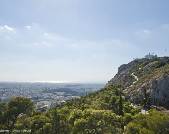 Greece Enters Stage 2 Of Easing Covid 19 Lockdown Restrictions