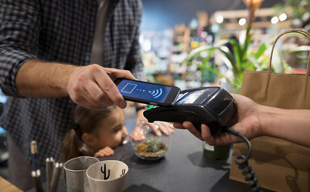 Mastercard: Η χρήση ανέπαφων πληρωμών είδε άνοδο 40% λόγω του κορονοϊού