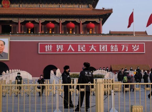 Reuters: Αντιμέτωπη με εχθρότητα εποχής Τιεν Aν Mεν η Κίνα
