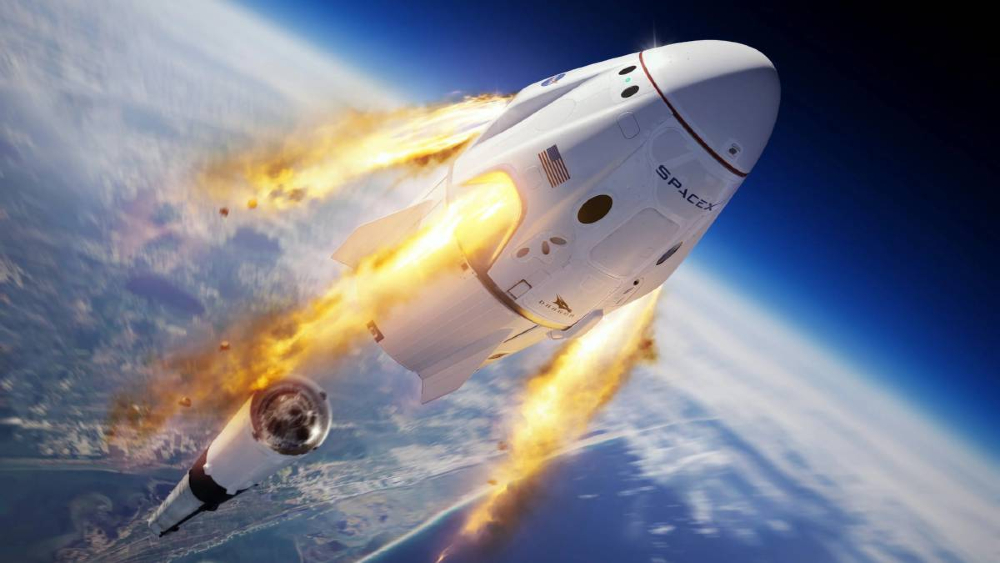 Spacex: Πραγματοποίησε την πρώτη της επανδρωμένη αποστολή
