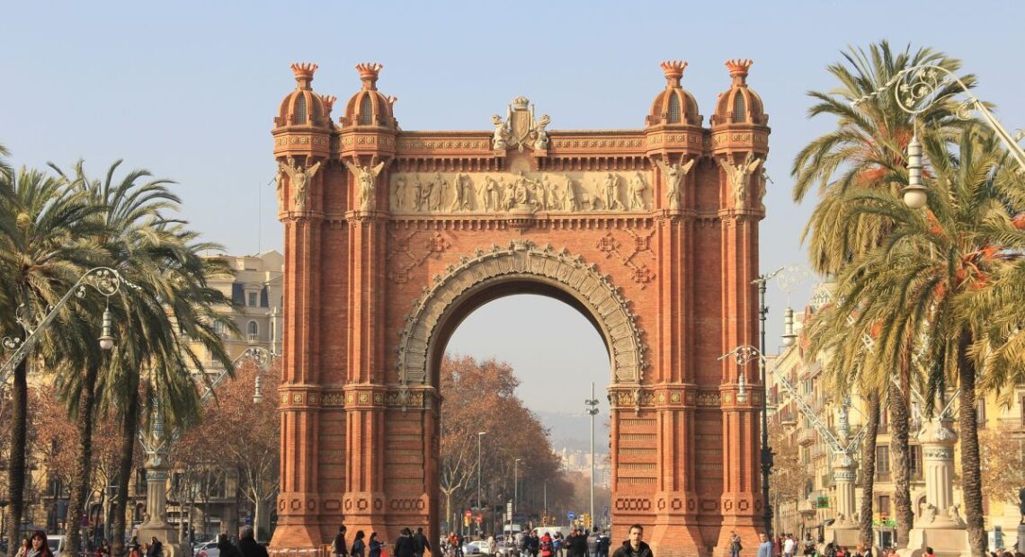 Spain: 14 Day Quarantine For All Travelers From Abroad