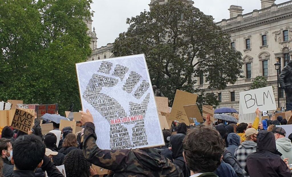Βρετανός υπουργός Υγείας : Οι αντιρατσιστικές διαμαρτυρίες ενδέχεται να αυξήσουν τον αριθμό των κρουσμάτων της Covid 19