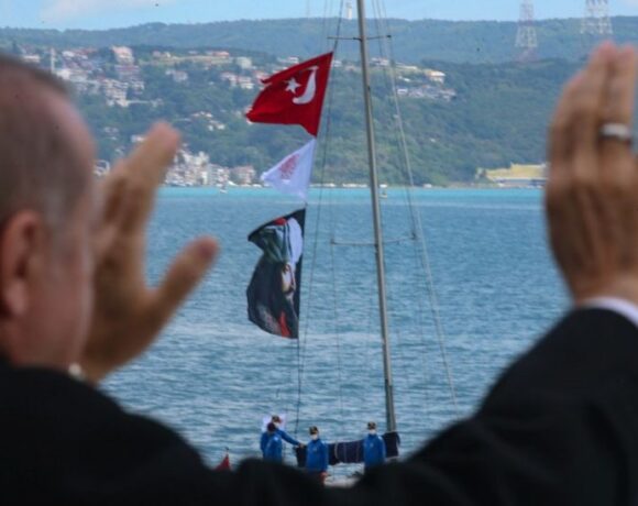 Γαλλία: Η Τουρκία παραβιάζει συστηματικά το εμπάργκο όπλων στην Λιβύη