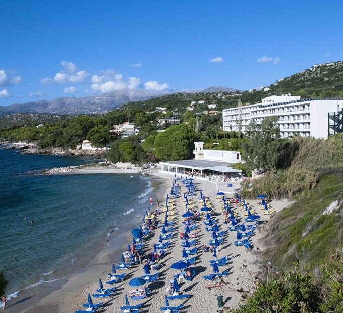 Δεν θα λειτουργήσει φέτος το εμβληματικό Mediterranee Hotel στην Κεφαλονιά|Σοκ στο νησί