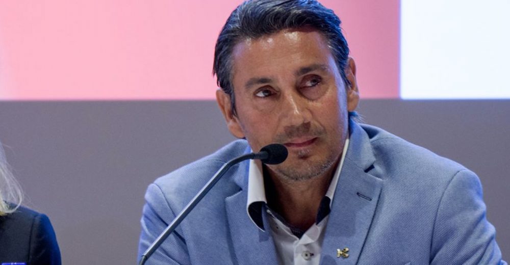 Διαμαρτυρία Κακλαμανάκη στην ΕΟΕ για την απροθυμία Λενού