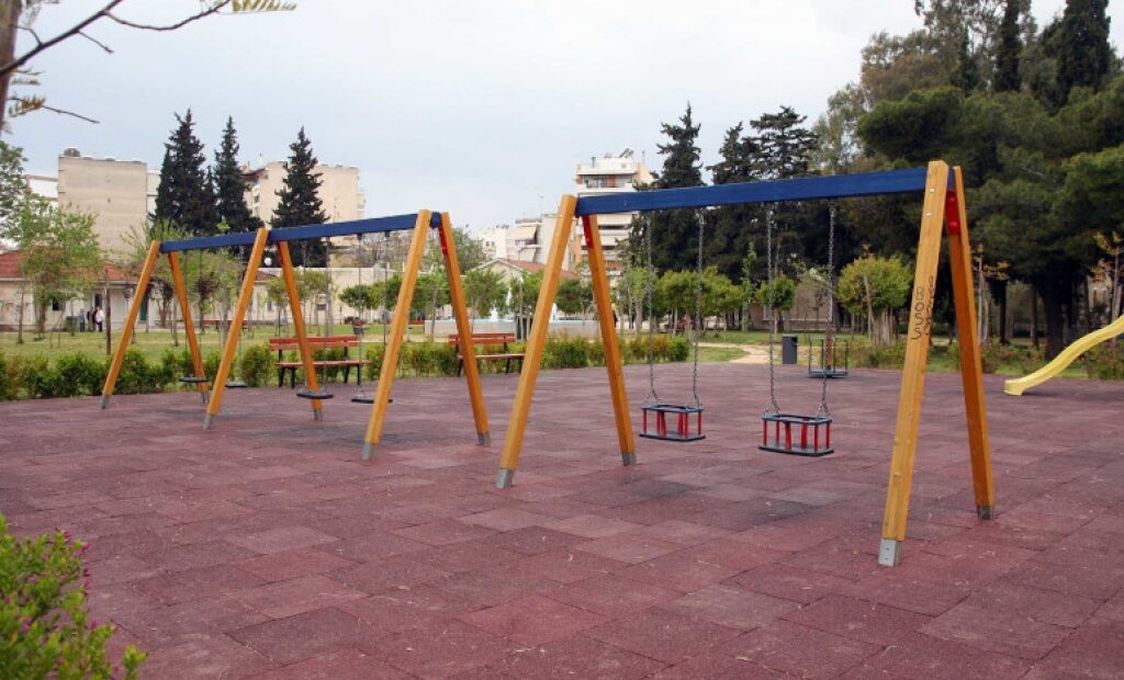 Επαναλειτουργούν την Τετάρτη οι παιδότοποι
