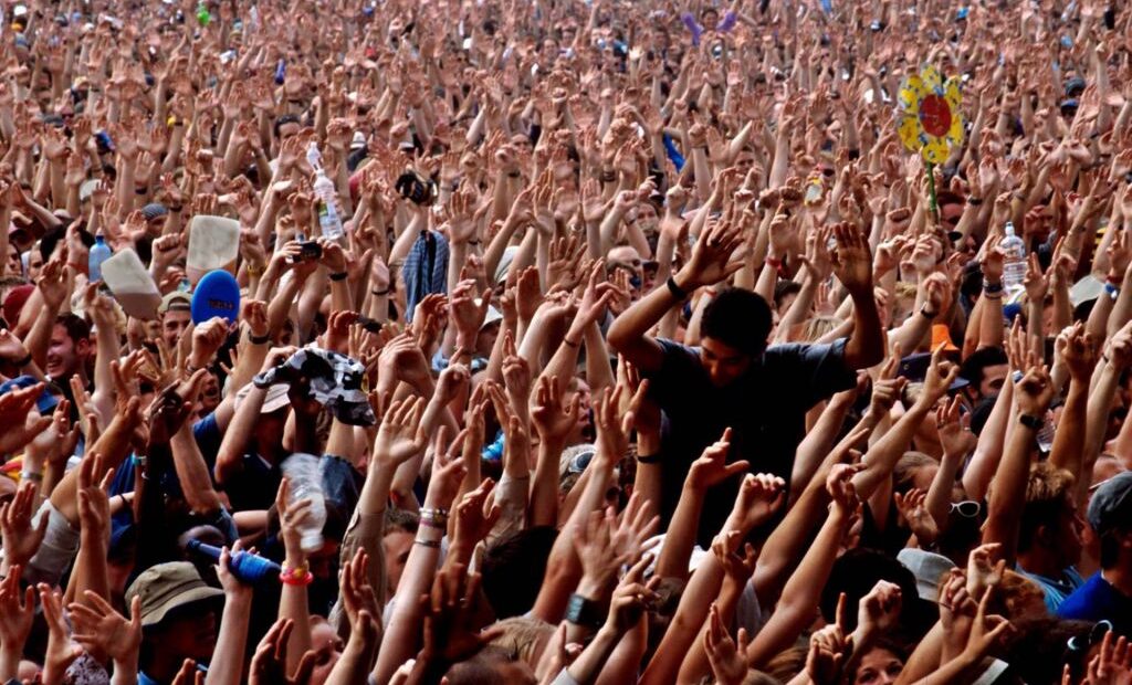 Εσύ τι θυμάσαι από το Glastonbury Festival; Στο Μουσείο V&Α εικονική έκθεση για τα 50 χρόνια