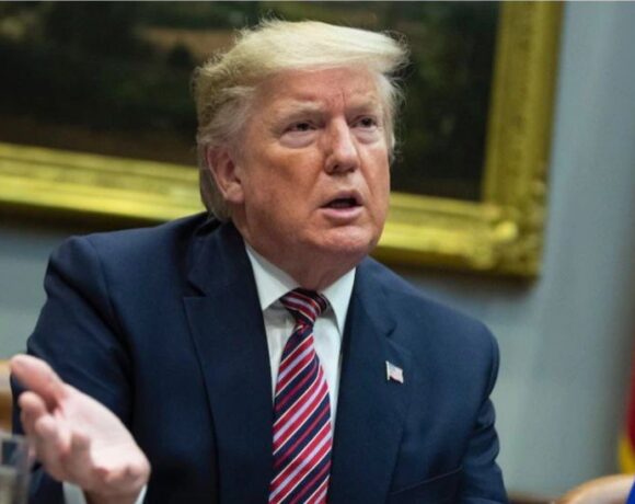 ΗΠΑ: Ο Τραμπ υπέγραψε διάταγμα για την περιορισμένη μεταρρύθμιση της αστυνομίας