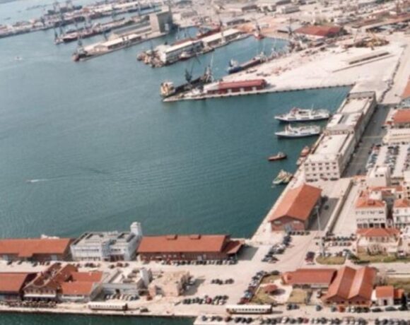 Θεσσαλονίκη: Ολοκληρώνεται σχέδιο δράσης για τη μείωση εκπομπών άνθρακα στο λιμάνι