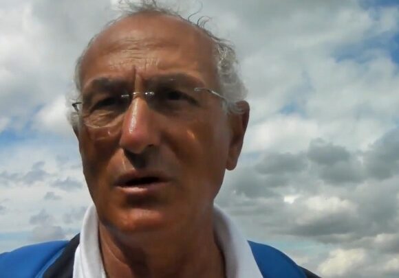 Ιούλιο τα πανελλήνια, συνεχίζει ο Ποστιλιόνε