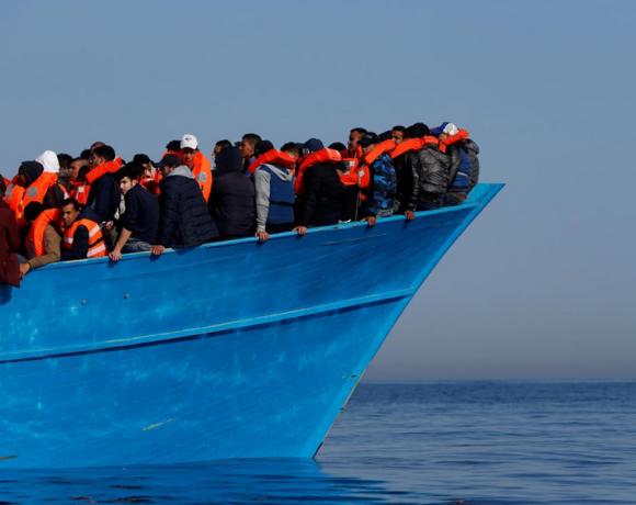 Μάλτα: Έδωσε το «οκ» ένα μήνα μετά σε 425 πρόσφυγες που βρίσκονταν μεσοπέλαγα