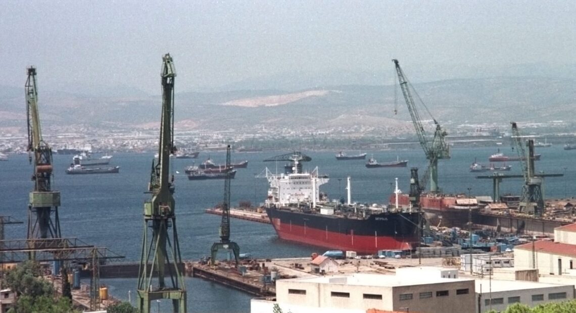 Ναυπηγοεπισκευαστές: Ζητούν απαλλαγή ΦΠΑ