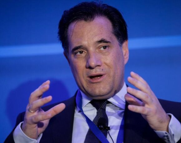 Προειδοποιήσεις Γεωργιάδη στις τράπεζες: Όποια αργεί θα χάνει χρήματα