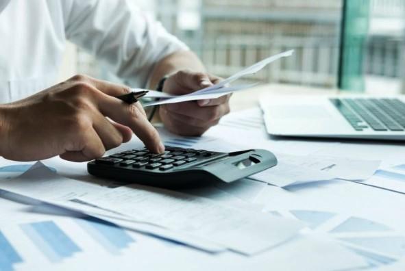 Πώς, πότε και σε ποιους θα επιστρέφει φόρους €400 εκατ
