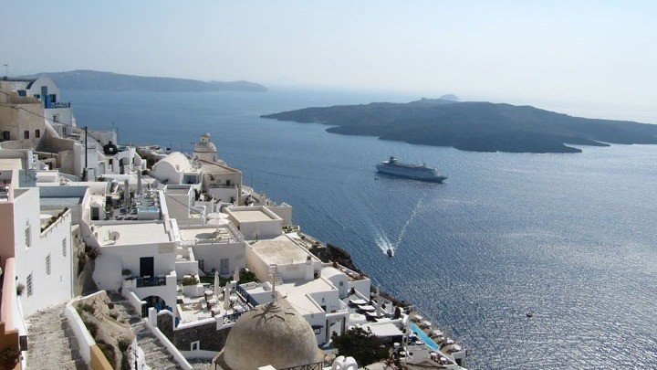 Σαντορίνη: Μέσα στο 2020 ολοκληρώνονται τα έργα στο λιμάνι του Αθηνιού