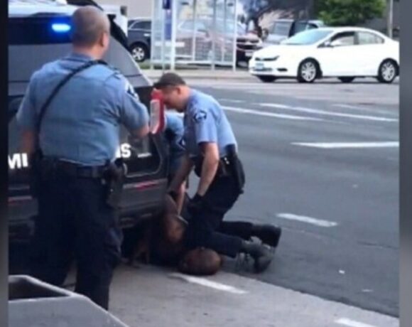 Σε ασφυξία οφείλεται ο θάνατος του Τζορτζ Φλόιντ