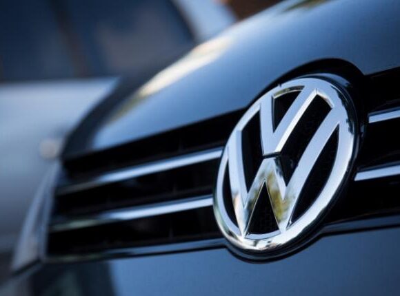 Συναγερμός στα εργοστάσια της Vw στο Μεξικό, εκατοντάδες εργαζόμενοι με Covid 19