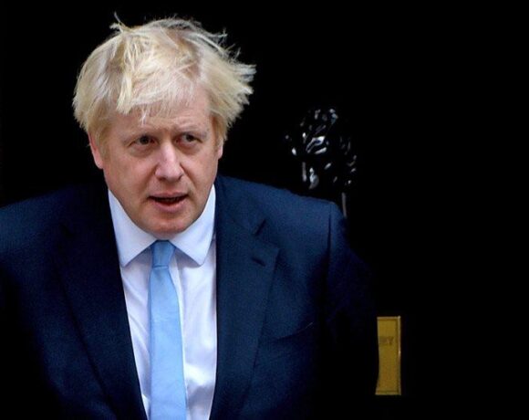 Σύμβουλος Τζόνσον: Κάναμε λάθος καθυστερώντας το Lockdown