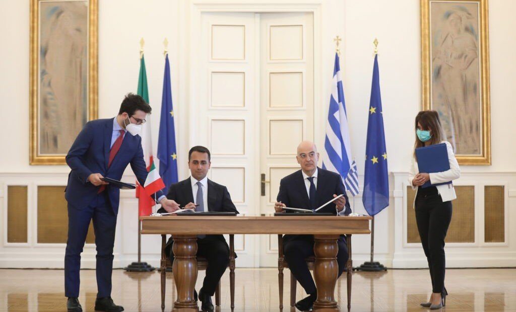 Τι σηματοδοτεί η ιστορική συμφωνία Ελλάδας – Ιταλίας για την ΑΟΖ