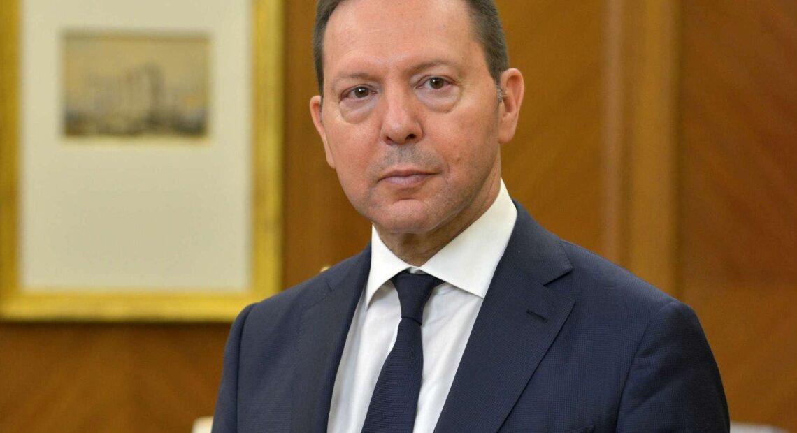 Τράπεζα της Ελλάδος: Ένα + δύο σενάρια για τις επιπτώσεις της πανδημίας στην οικονομία