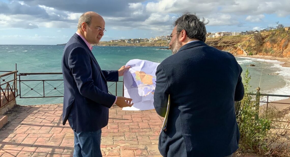 ΥΠΕΝ: Κατεδαφίζονται 141 κτίσματα στο Μάτι για να υλοποιηθεί ο νέος πολεοδομικός σχεδιασμός