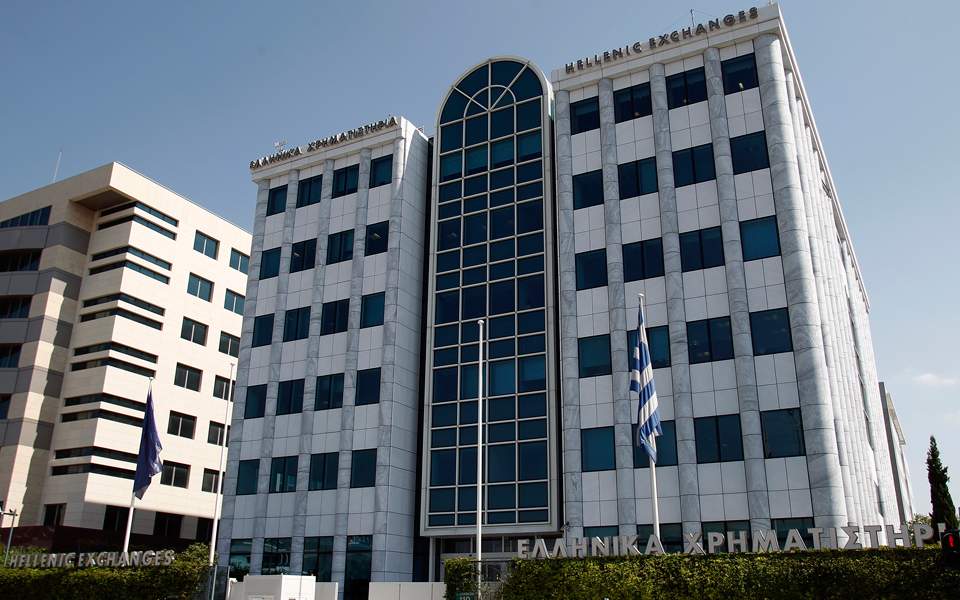 ΧΑ: Γερή βουτιά 2,36% στην Αθήνα