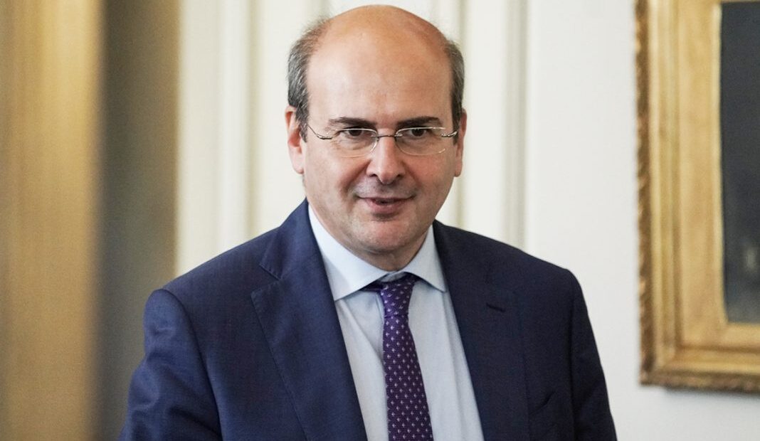 Χατζηδάκης: Παρατείνεται η προθεσμία για την τακτοποίηση αυθαιρέτων