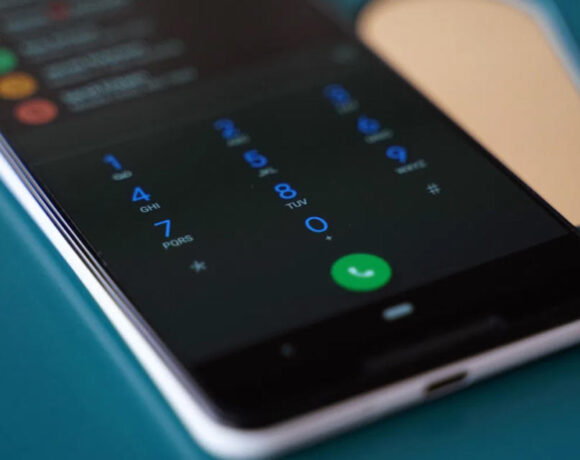 Google Phone: Νέα λειτουργία προστατεύσει από τηλεφωνικές απάτες