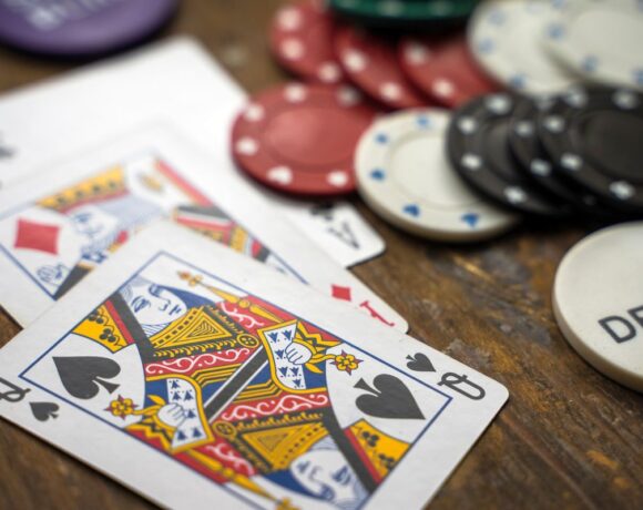 Greece Reopens Casinos, Allows Organization Of Conferences