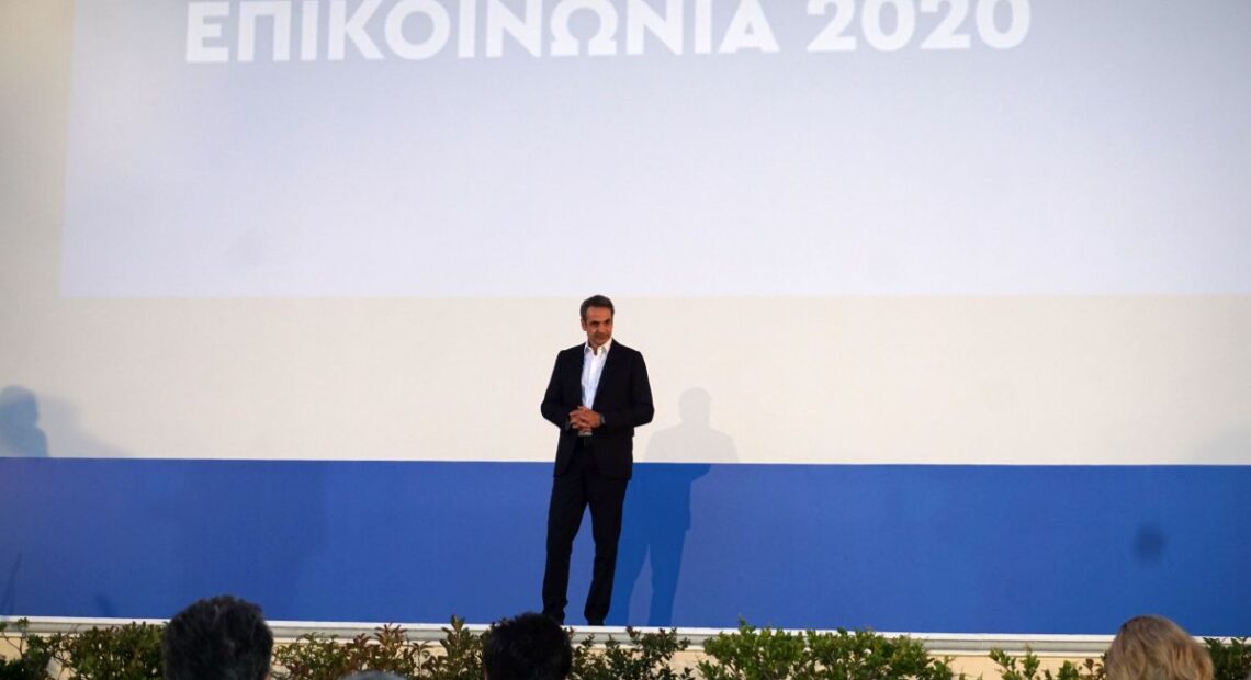 Greek Pm: Health Protocols For Tourism An Absolute Priority This Year