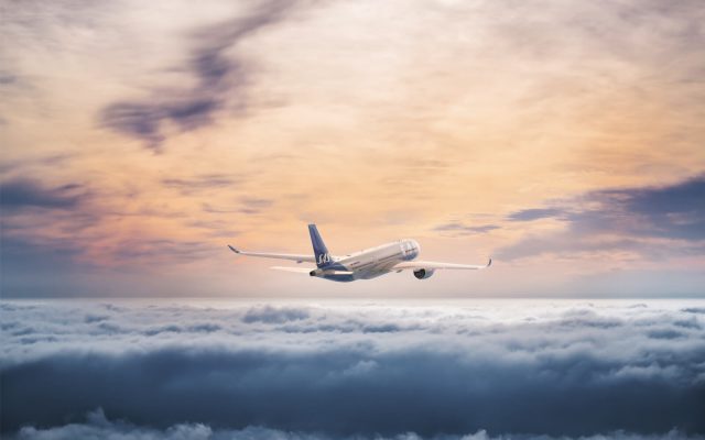 H Sas επανεκκινεί τις πτήσεις με αφίξεις σε Αθήνα και Θεσσαλονίκη από τον Ιούνιο.