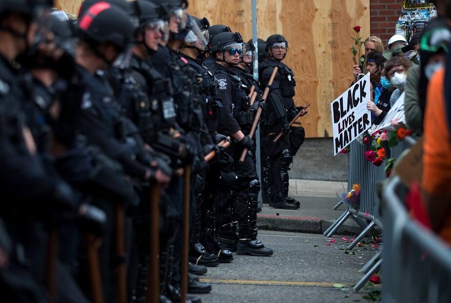 Microsoft: Οι υπάλληλοι ζητούν διακοπή των συμβολαίων με την αστυνομία του Seattle