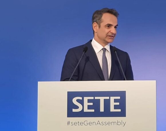 Pm: Covid 19 Isolation Rooms Optional For Greek Hotels