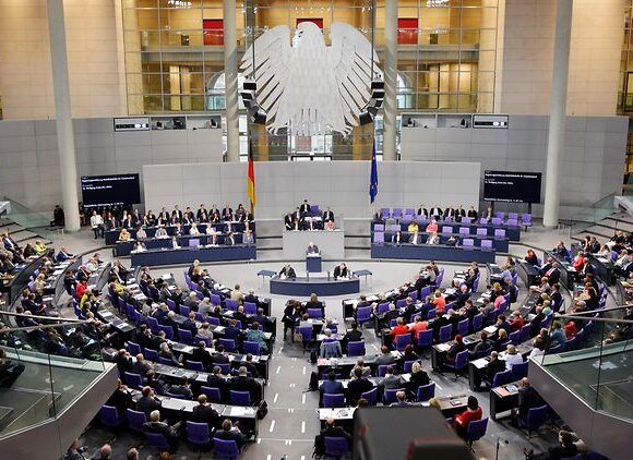 Bundestag: Έκρινε ότι πληρούνται οι όροι της αναλογικότητας για το πρόγραμμα Pspp της ΕΚΤ