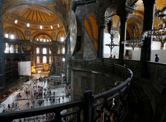 Αγία Σοφία: «Κακοποίηση της θρησκείας» η μετατροπή της σε τζαμί, λέει η αντιπρόεδρος της Bundestag