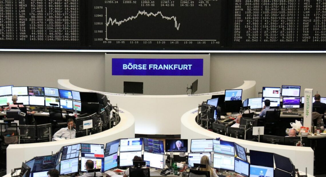 Απώλειες στις ευρωαγορές εν μέσω αναζωπύρωσης των ανησυχιών για τον ιό