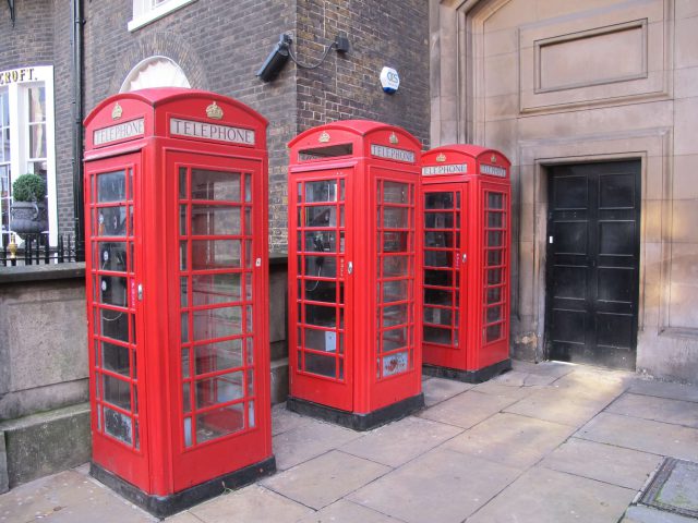 Βρετανία: Μείωση του ΦΠΑ σε τουρισμό και ξενοδοχεία κατά 15%